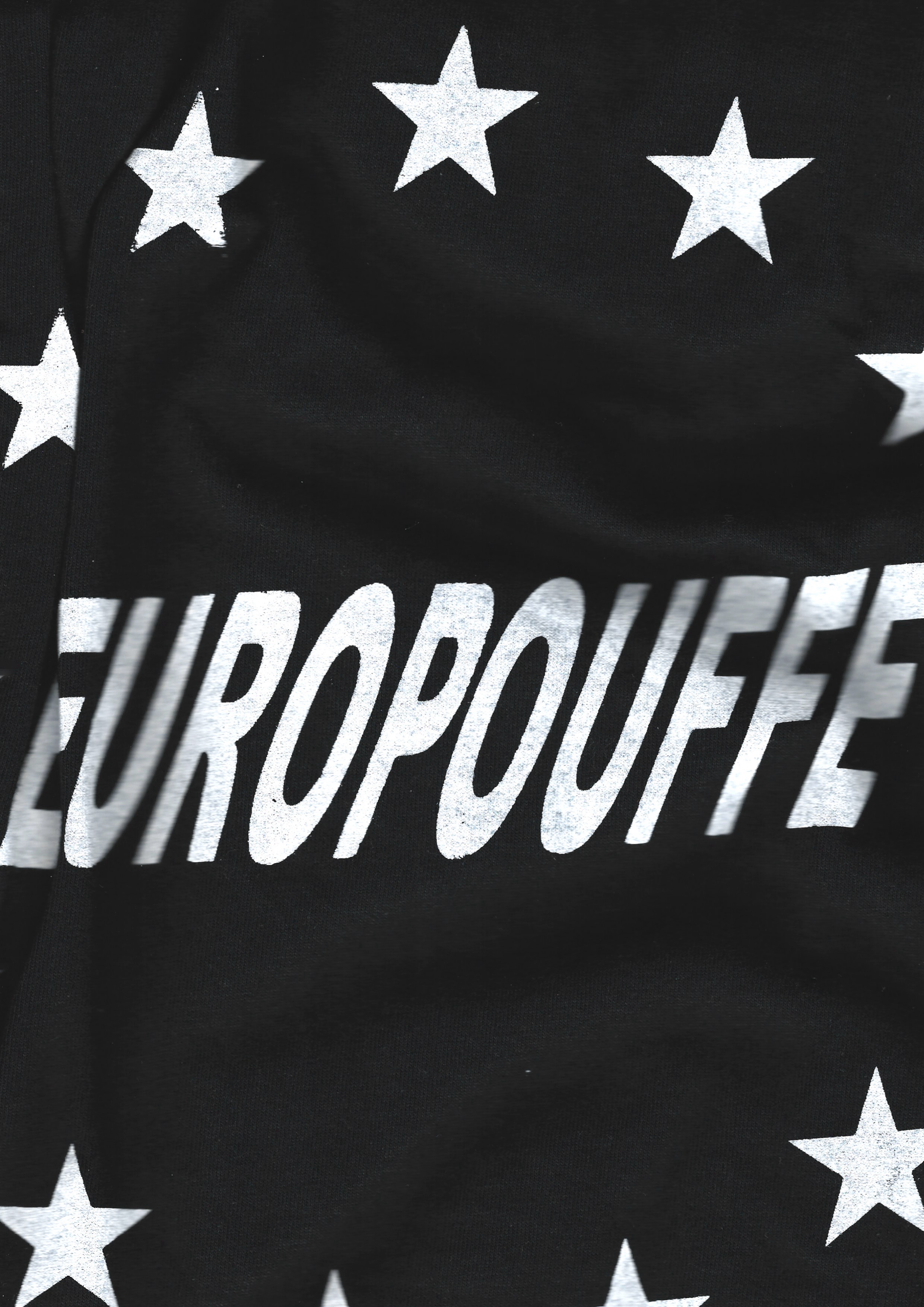 tee shirt noir grandefille visuel europouffe sérigraphie