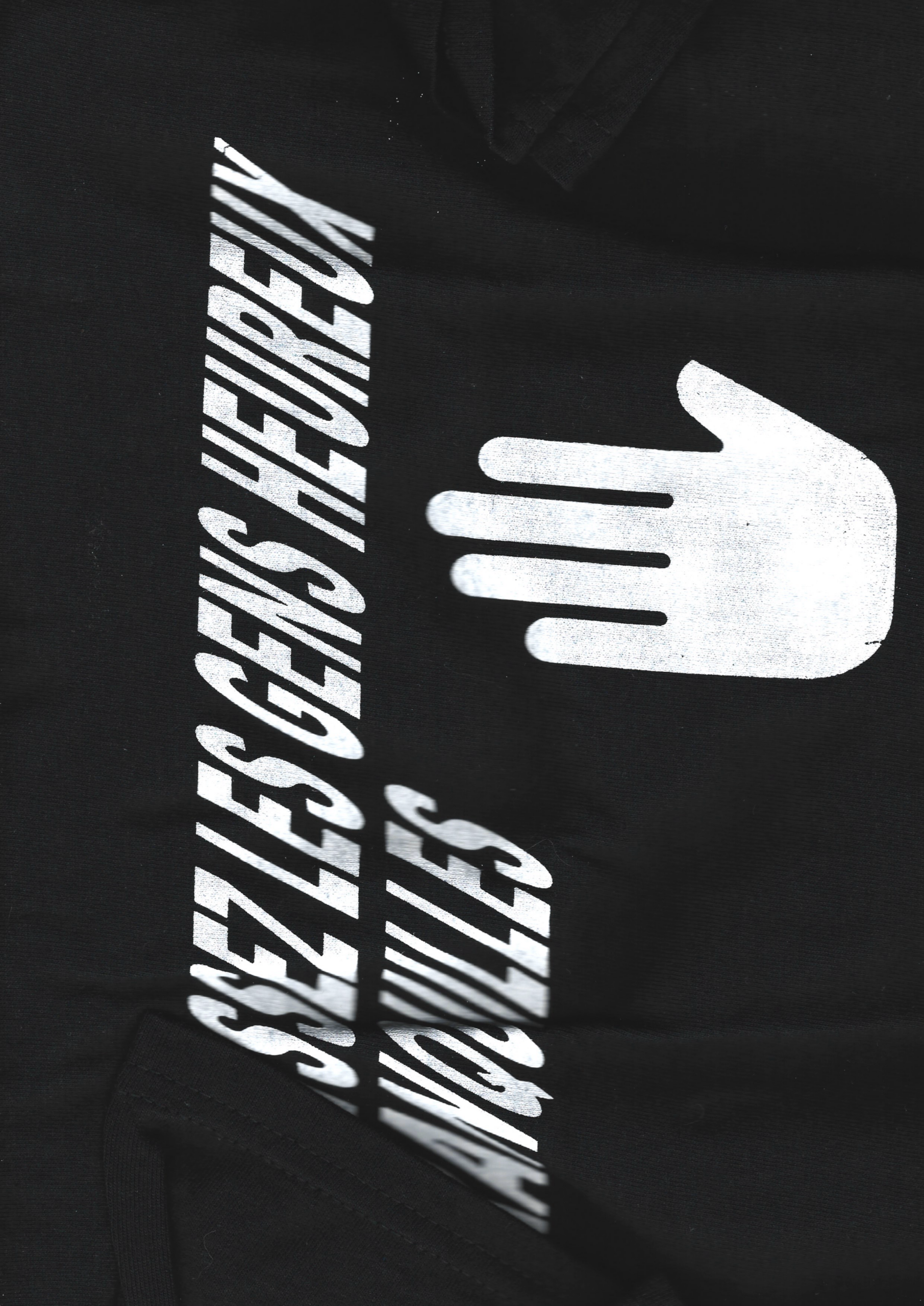 tee shirt noir grandefille visuel laissez les gens heureux tranquilles sérigraphie