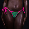 Culotte bikini imprimé zèbre, liens latéraux à nouer. Se porte seule ou superposée. Précommande ouverte